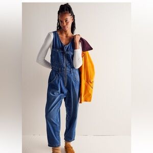 NWT🦋Free People We the Free Cloud Nine Denim Zipper Jumpsuit Medium
